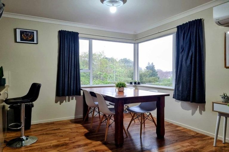 Photo of property in 136a Seaview Road, Westown, New Plymouth, 4310