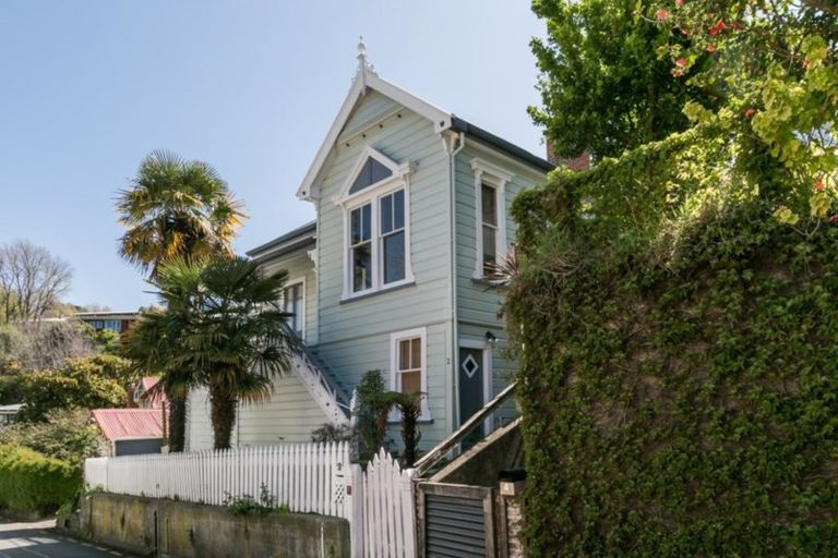 Photo of property in 2 Cameron Road, Bluff Hill, Napier, 4110