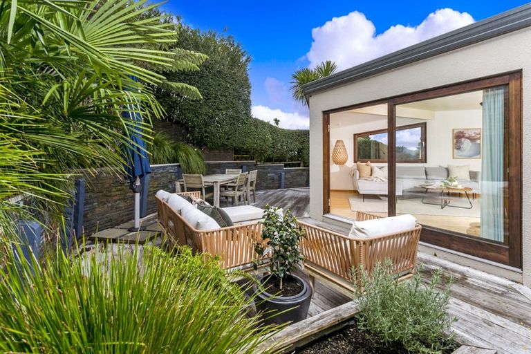 Photo of property in 1/25 Hythe Terrace, Mairangi Bay, Auckland, 0630