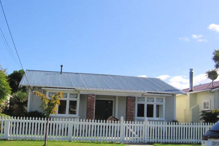 Photo of property in 9 Byron Street, Petone, Lower Hutt, 5012