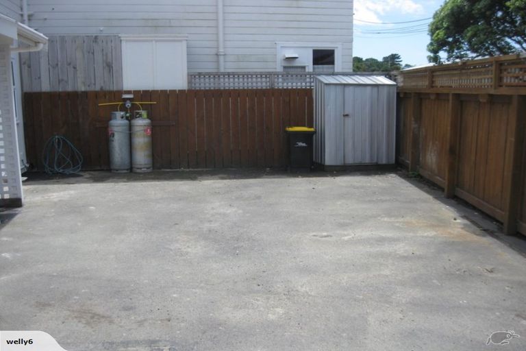 Photo of property in 37e Frankmoore Avenue, Johnsonville, Wellington, 6037