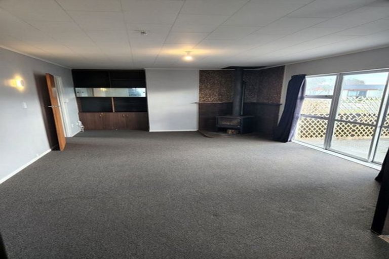 Photo of property in 27 Cartier Crescent, Flaxmere, Hastings, 4120