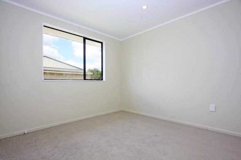 Photo of property in 84b Cargill Street, Papakura, 2110