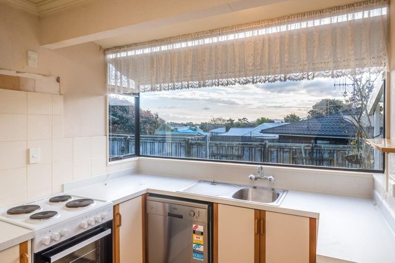 Photo of property in 10 Saint James Court, Paraparaumu, 5032