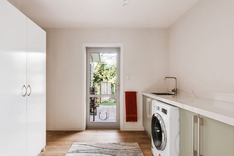 Photo of property in 16 Kayelene Place, Omokoroa, 3114