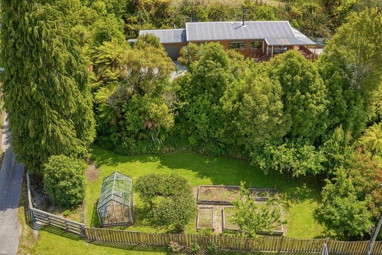 Photo of property in 226 Woodstock-rimu Road, Ruatapu, Hokitika, 7883