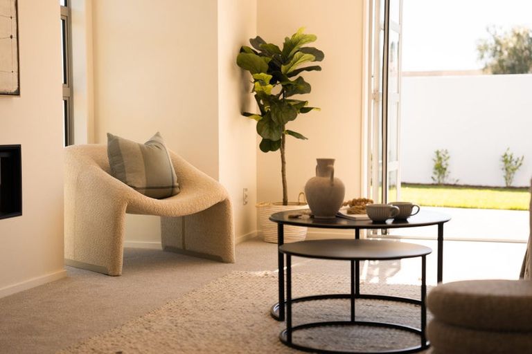 Photo of property in 72 Wai-iti Terrace, Bryndwr, Christchurch, 8052