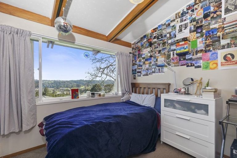 Photo of property in 100 Schnapper Rock Road, Schnapper Rock, Auckland, 0632