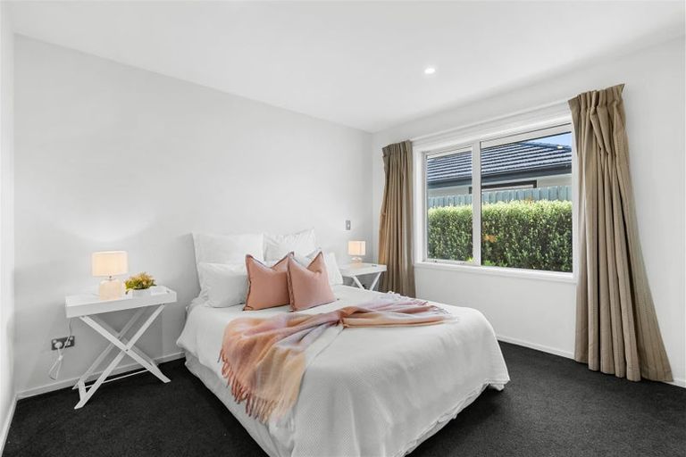 Photo of property in 24 Maka Lane, Halswell, Christchurch, 8025