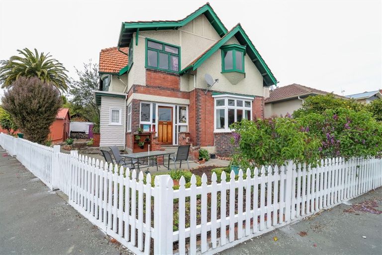 Photo of property in 2 Nelson Terrace, Seaview, Timaru, 7910