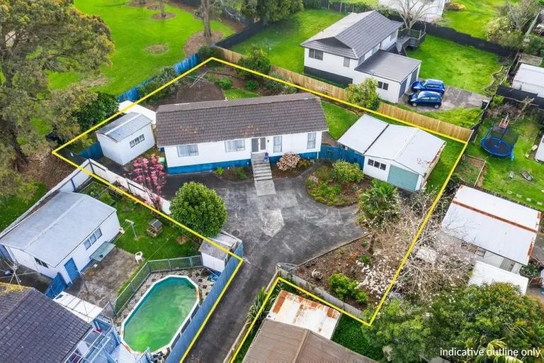 Photo of property in 5 Joshua Place, Weymouth, Auckland, 2103
