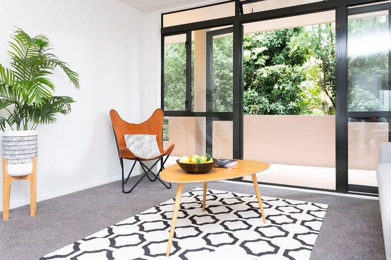 Photo of property in 3/21 Hewitts Road, Merivale, Christchurch, 8014