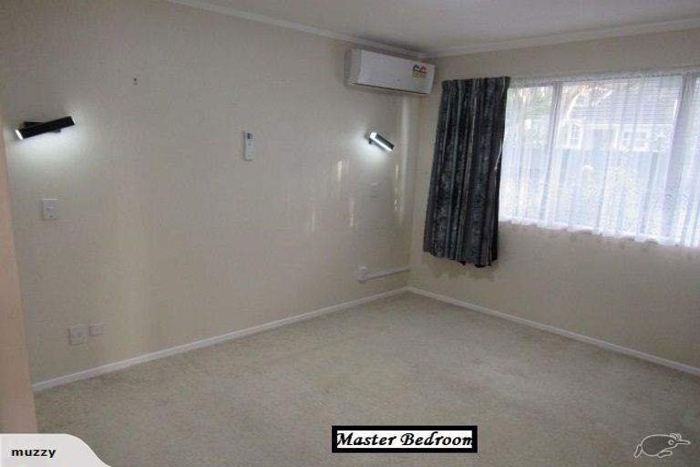 Photo of property in 4a Richmond Street, Wallaceville, Upper Hutt, 5018