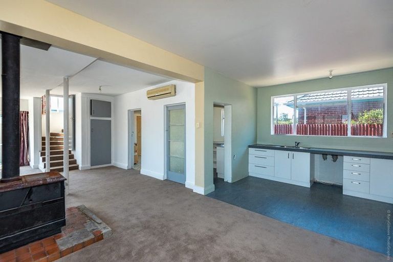 Photo of property in 66 Pacific Road, North New Brighton, Christchurch, 8083