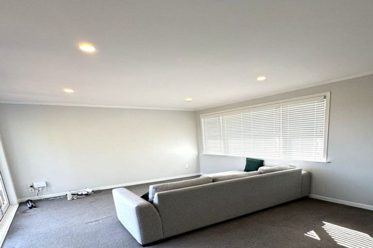 Photo of property in 29 Sunhill Road, Sunnyvale, Auckland, 0612