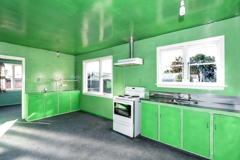 Photo of property in 30 Reynolds Avenue, Bishopdale, Christchurch, 8053