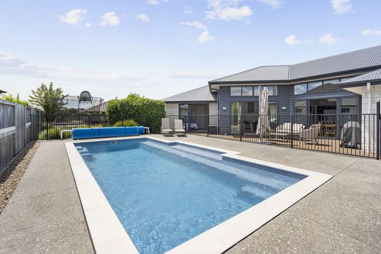 Photo of property in 38 Tulip Drive, Cambridge, 3434