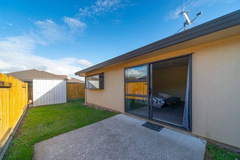 Photo of property in 49 Meridian Grove, Kelvin Grove, Palmerston North, 4414