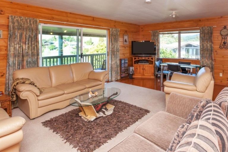 Photo of property in 127 Bruce Wallace Place, Whangamata, 3620