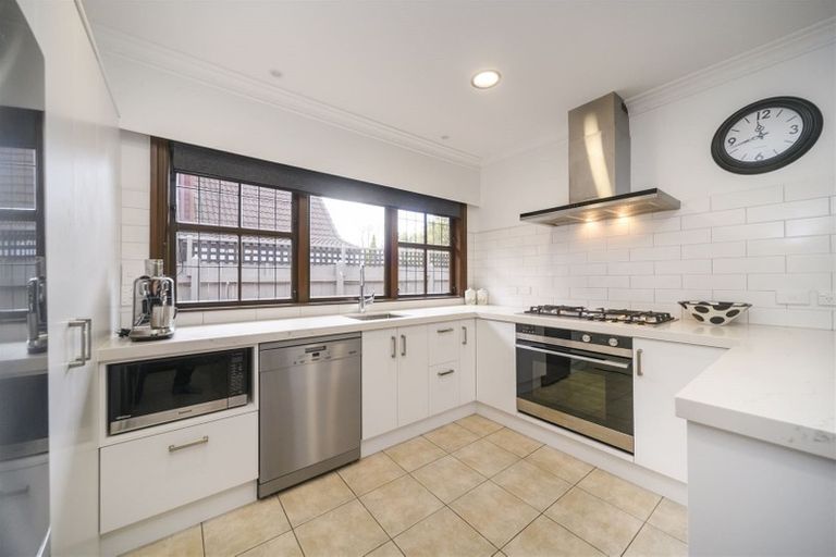 Photo of property in 81 Waterloo Crescent, Hokowhitu, Palmerston North, 4410