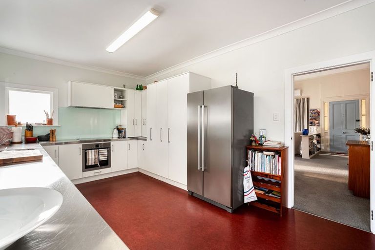 Photo of property in 240 Muritai Road, Eastbourne, Lower Hutt, 5013