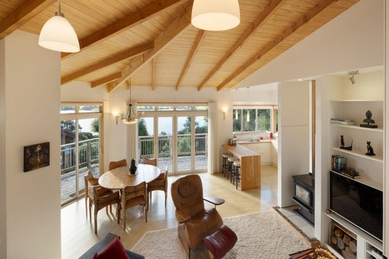 Photo of property in 19 St Omer Road, Saint Omer, Picton, 7282