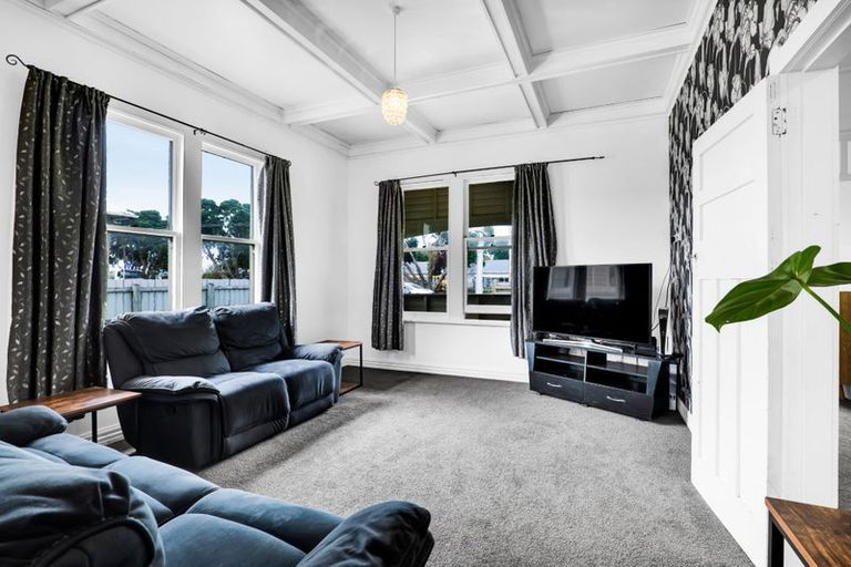 Photo of property in 278 South Road, Hawera, 4610