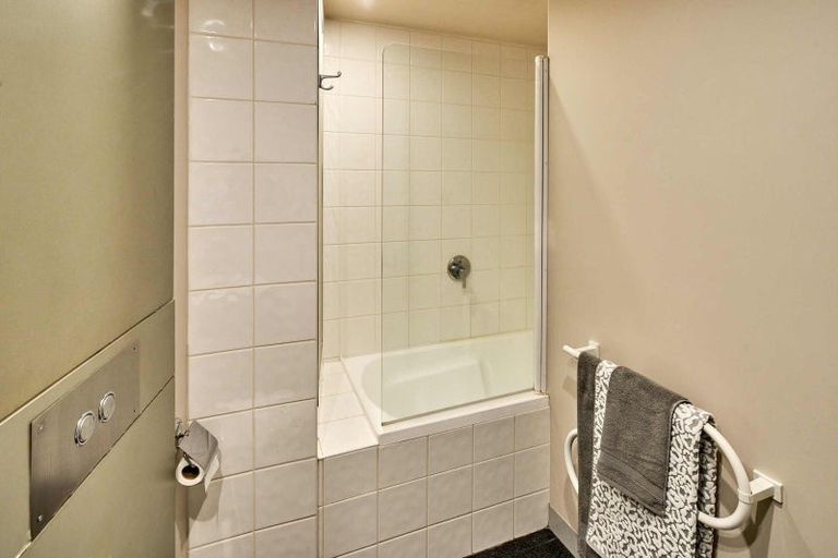 Photo of property in Gerondis Bldg Apartments, 108/60 Willis Street, Wellington Central, Wellington, 6011