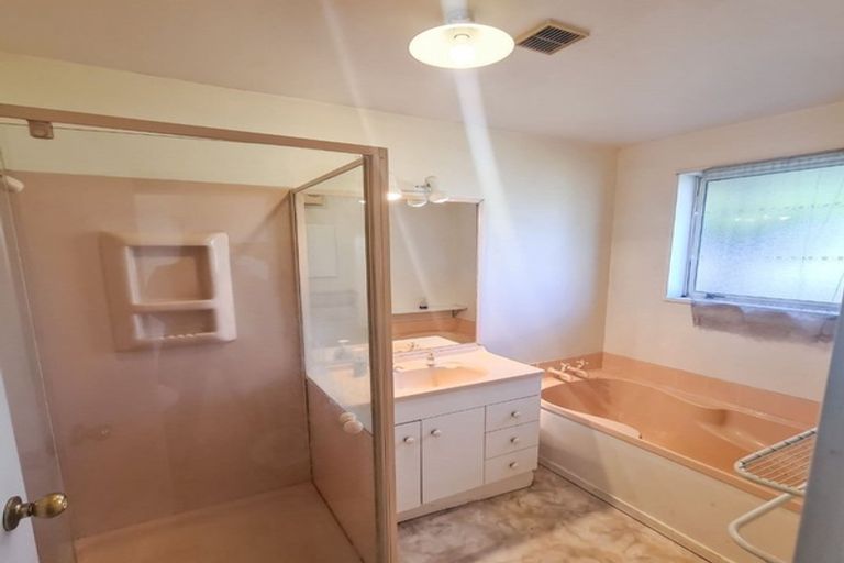 Photo of property in 260a Blenheim Road, Upper Riccarton, Christchurch, 8041