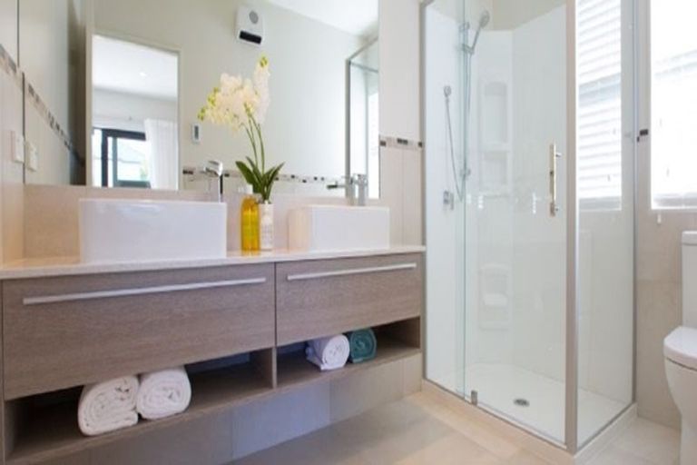 Photo of property in 1 Breton Road, Karaka, Papakura, 2113