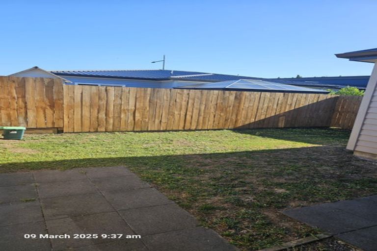 Photo of property in 40 Whareatua Avenue, Takanini, 2112