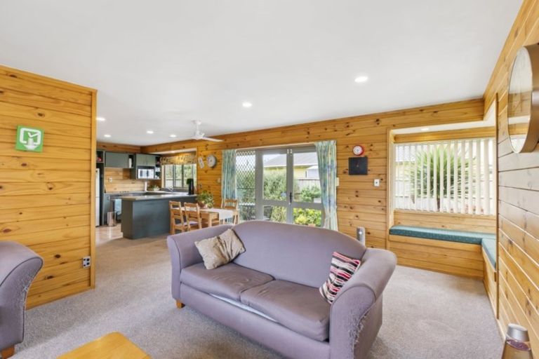 Photo of property in 97h Settlement Road, Papakura, 2110