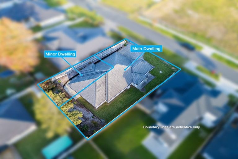 Photo of property in 12 Lockyer Road, Kumeu, 0810