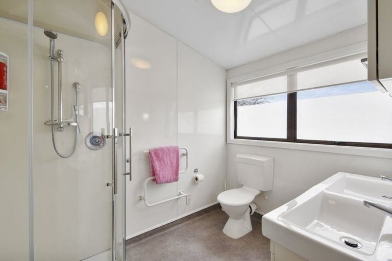 Photo of property in 4 Strachan Place, Rangiora, 7400