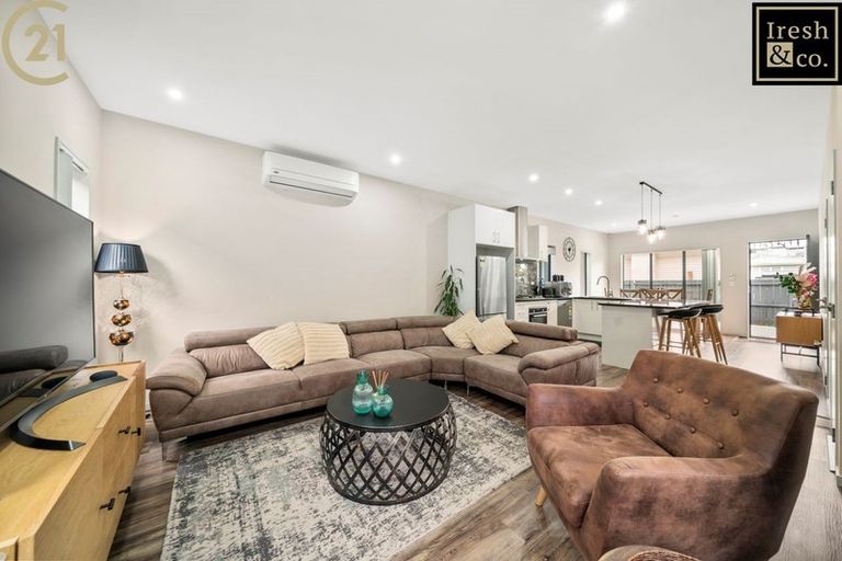 Photo of property in 11a Kent Road, Manurewa, Auckland, 2102