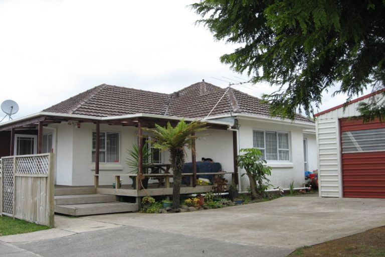 Photo of property in 230a Victoria Street West, Pukekohe, 2120