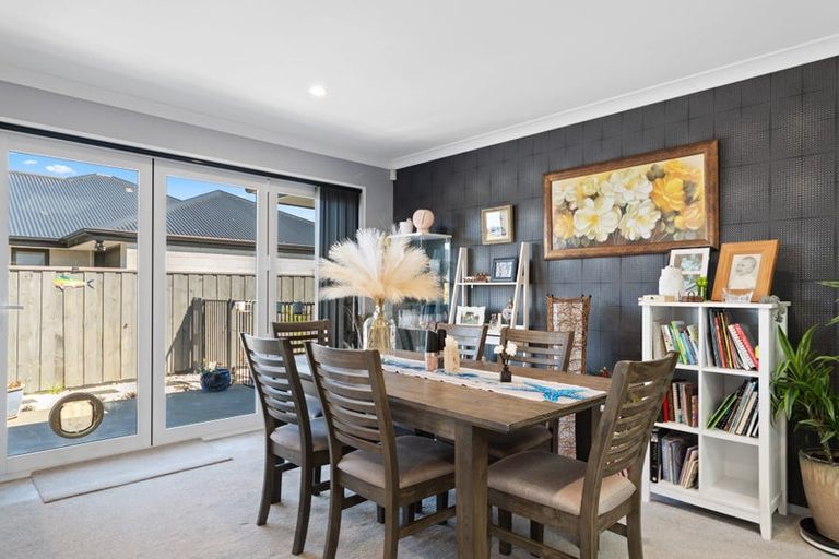 Photo of property in 14 Deans Place, Amberley, 7410