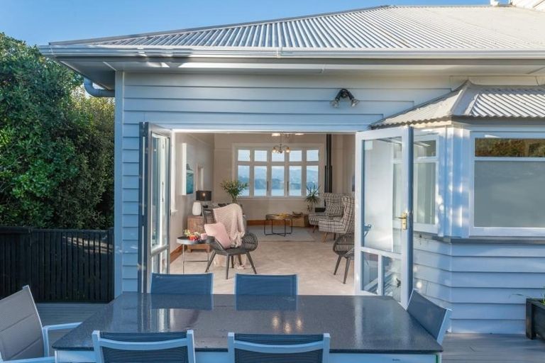 Photo of property in 49 Anne Street, Wadestown, Wellington, 6012