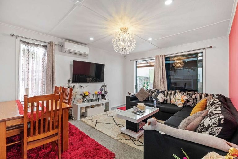 Photo of property in 9 Fleming Street, Manurewa East, Auckland, 2102