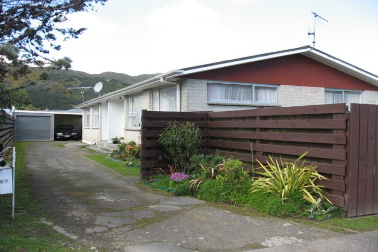 Photo of property in 252 Wellington Road, Wainuiomata, Lower Hutt, 5014