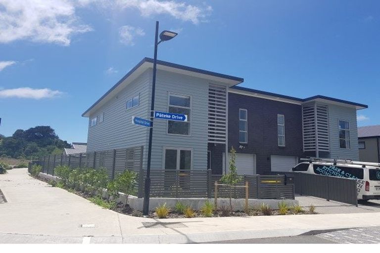 Photo of property in 58 Pateke Drive, Kenepuru, Porirua, 5022