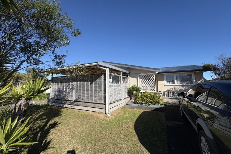 Photo of property in 40 Beazley Crescent, Tikipunga, Whangarei, 0112
