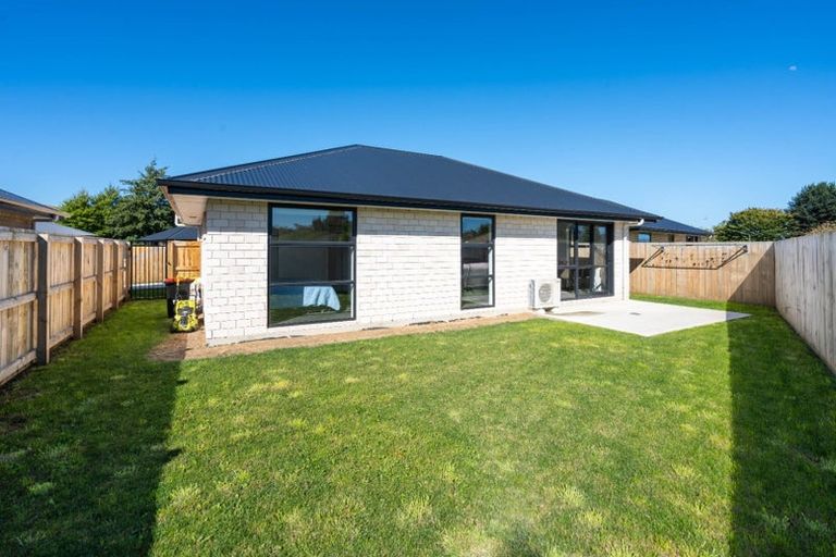 Photo of property in 100 Hagart-alexander Drive, Mosgiel, 9024