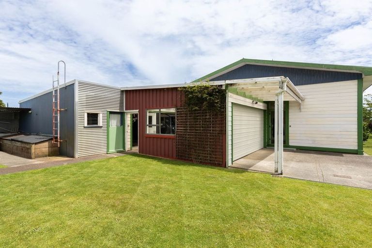 Photo of property in 104 Hall Street, Hokitika, 7810