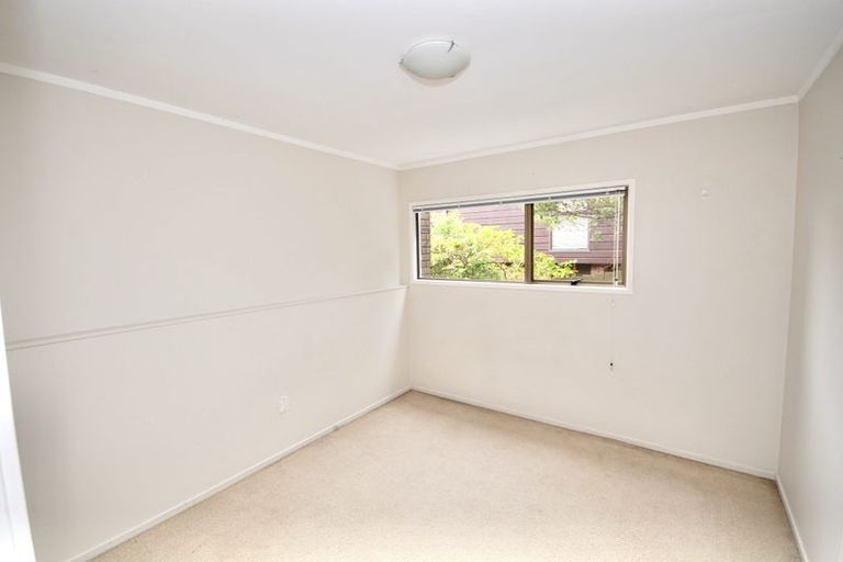 Photo of property in 2/12 Marama Street, Castor Bay, Auckland, 0620