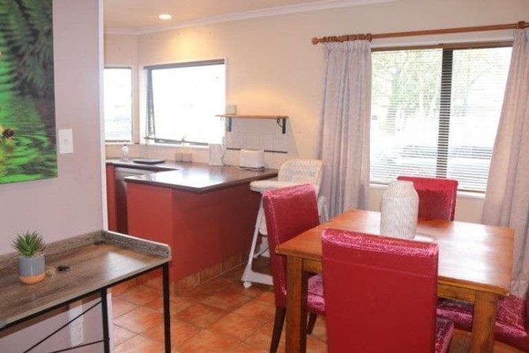 Photo of property in 163 James Line, Kelvin Grove, Palmerston North, 4414