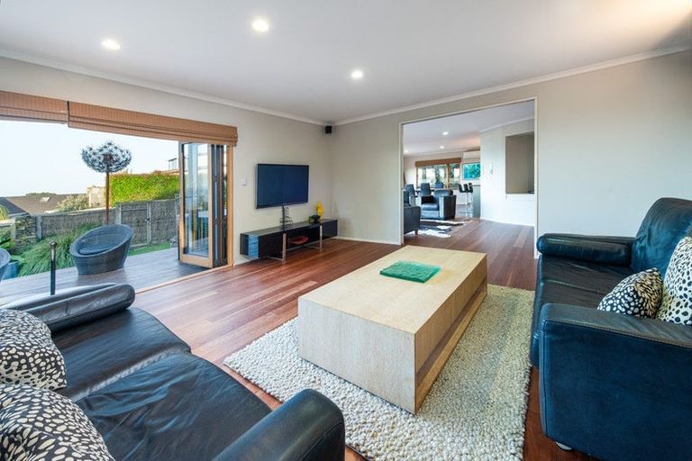 Photo of property in 35a Kowhai Road, Mairangi Bay, Auckland, 0630