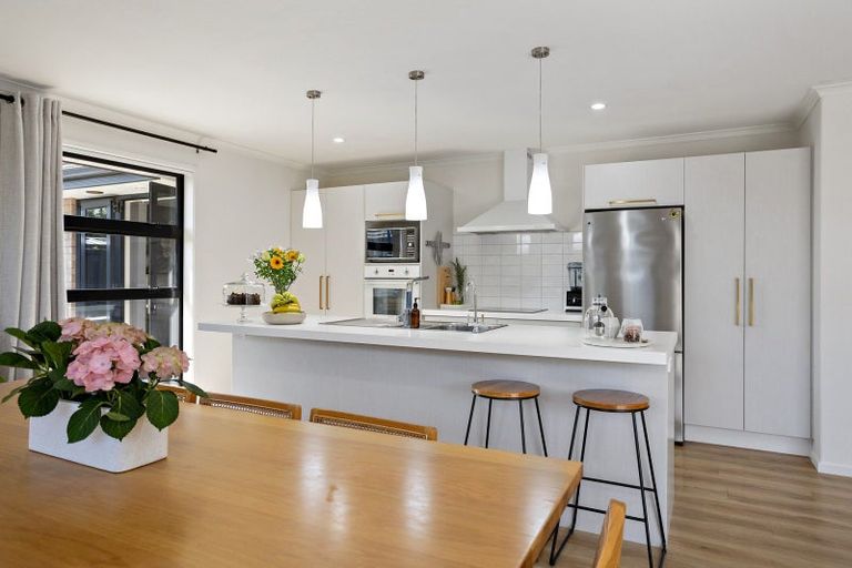 Photo of property in 7 Drabble Crescent, Papamoa Beach, Papamoa, 3118