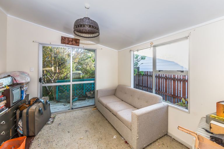 Photo of property in 2 Kawau View Road, Snells Beach, 0920
