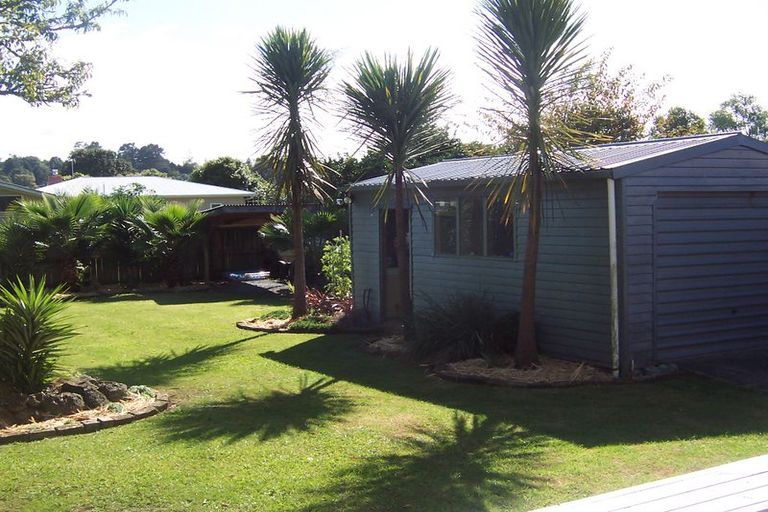 Photo of property in 12 Churchill Drive, Wilton, Wellington, 6035